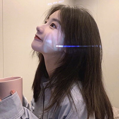 动漫明星背人赛跑